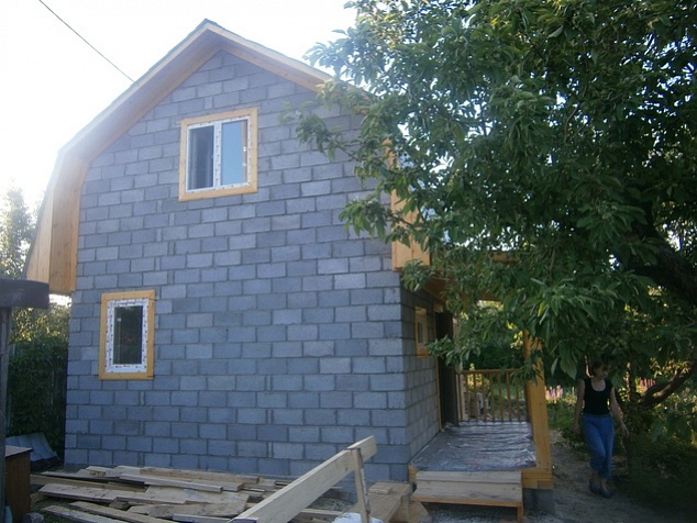 Дом дачный из керамзитобетонных блоков №4 с отделкой